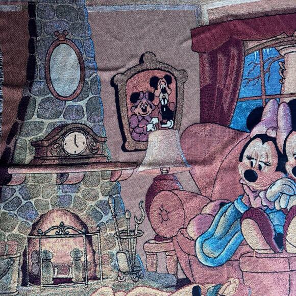 VTG Walt Disney World Tapestry Throw Blanket Mickey Mouse Minnie Pluto Snowman - Picture 3 of 5